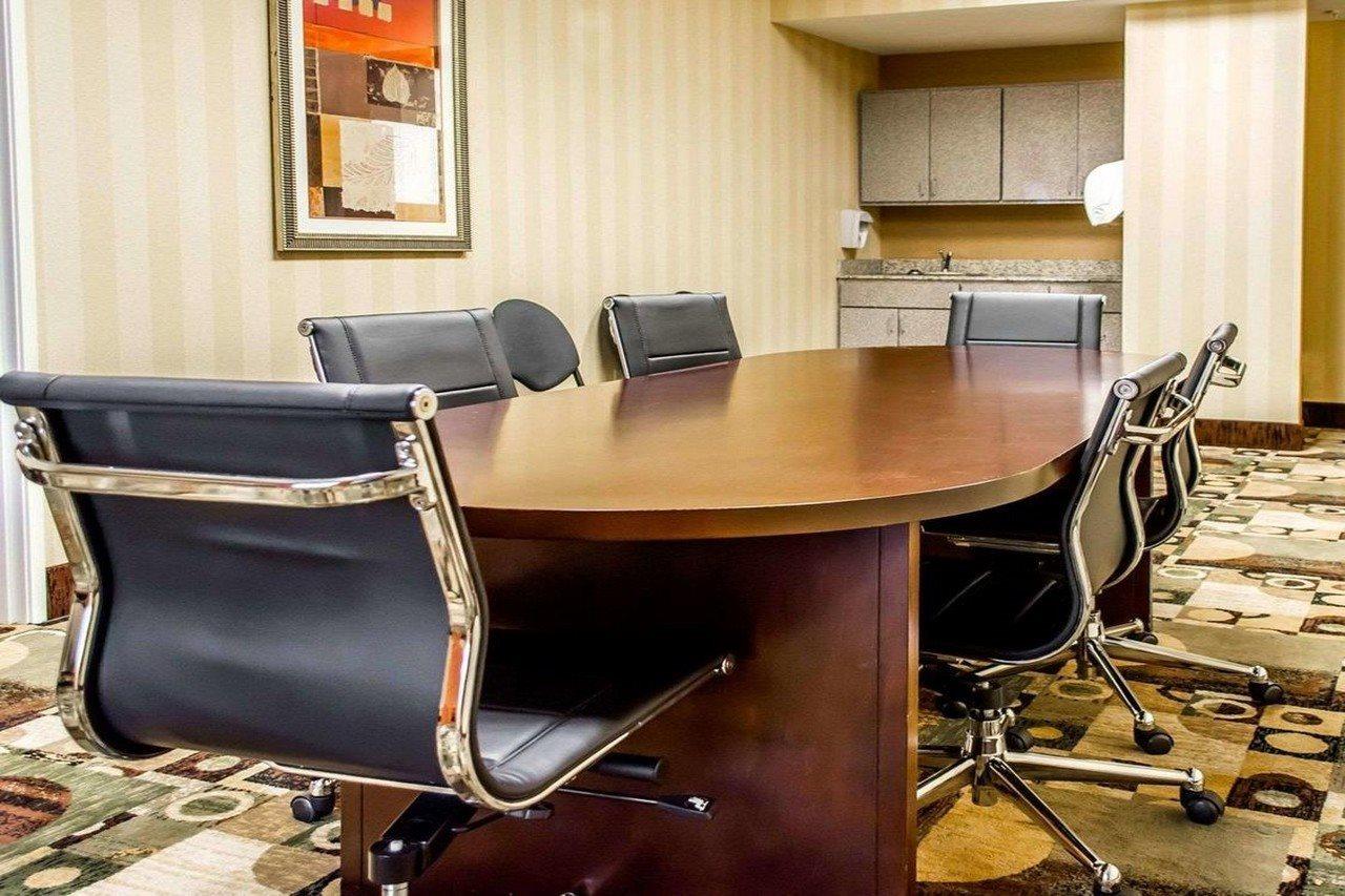 Comfort Inn & Suites Franklin East Exteriör bild