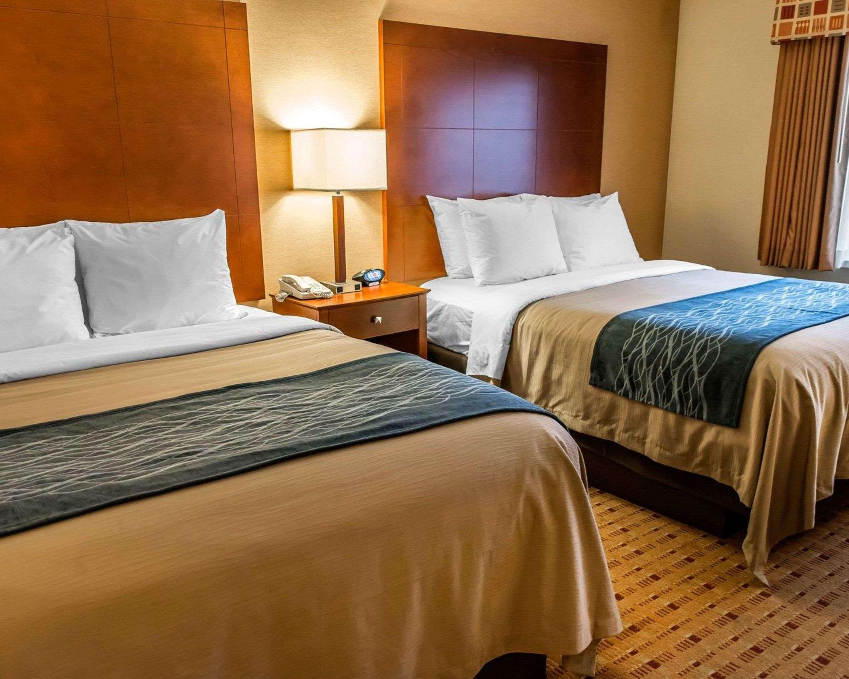 Comfort Inn & Suites Franklin East Exteriör bild
