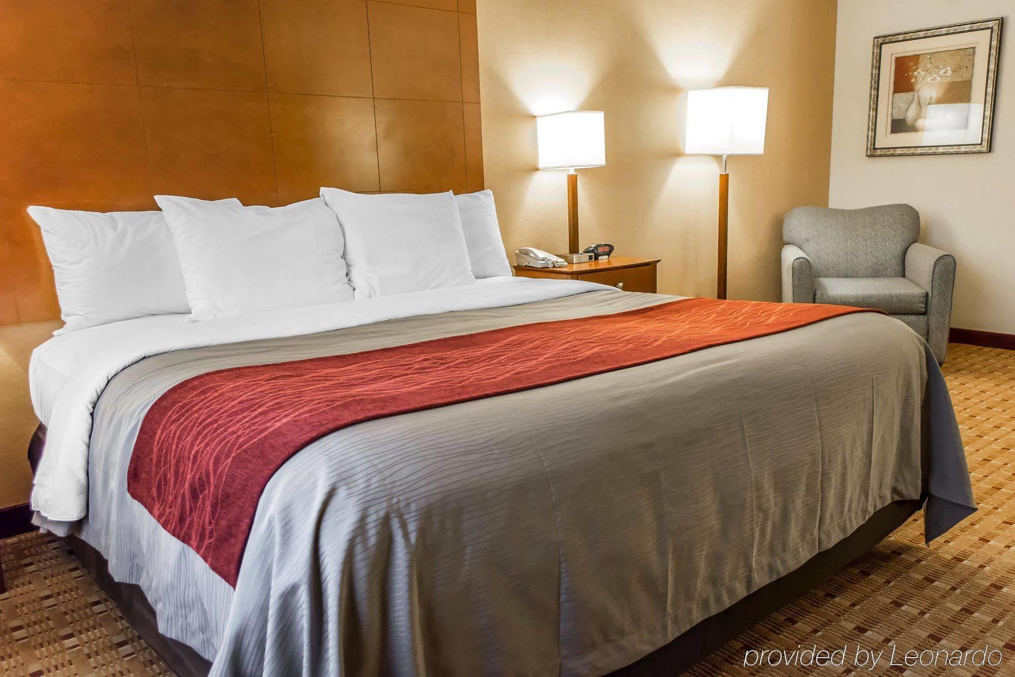 Comfort Inn & Suites Franklin East Exteriör bild