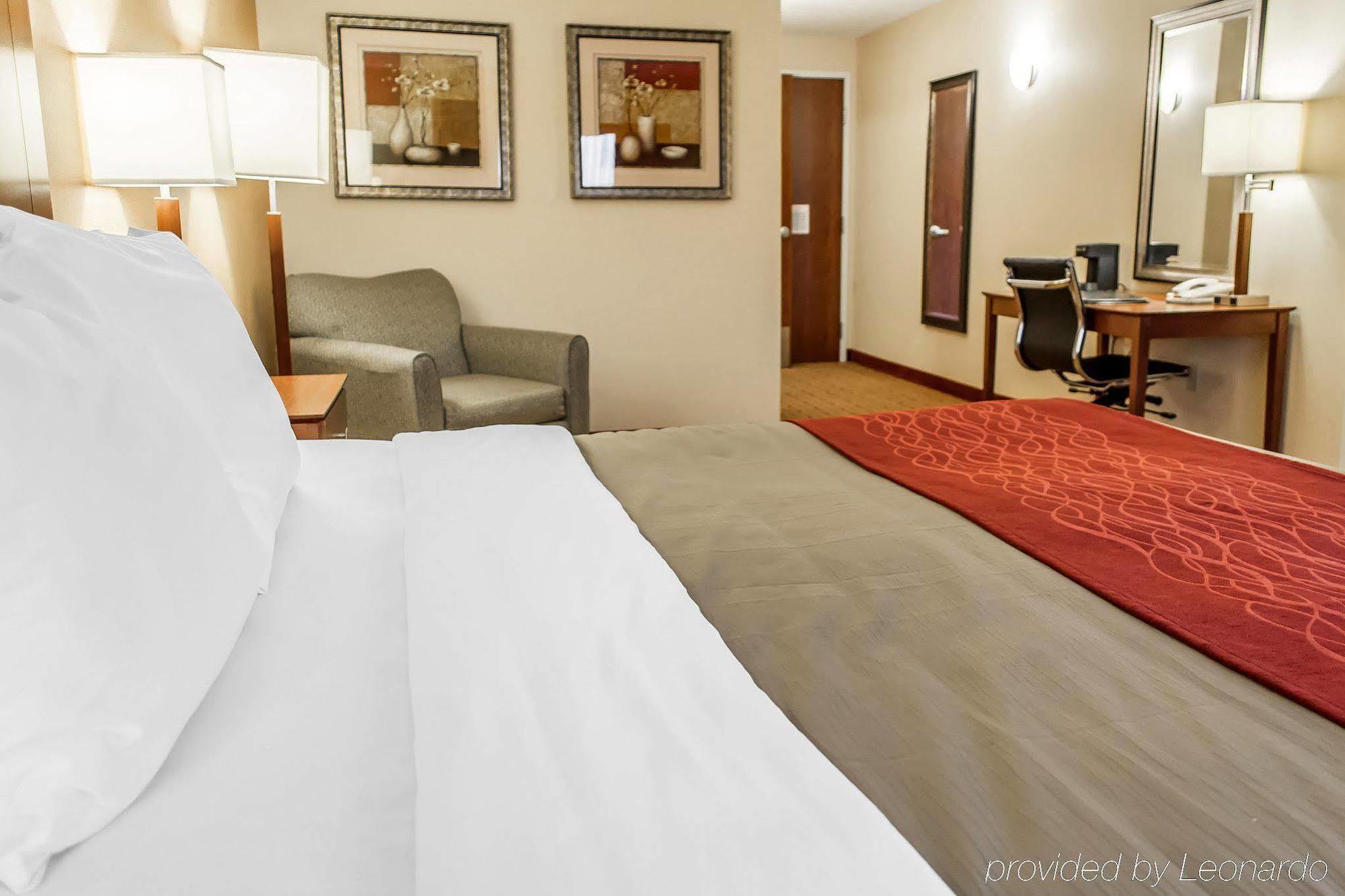Comfort Inn & Suites Franklin East Exteriör bild