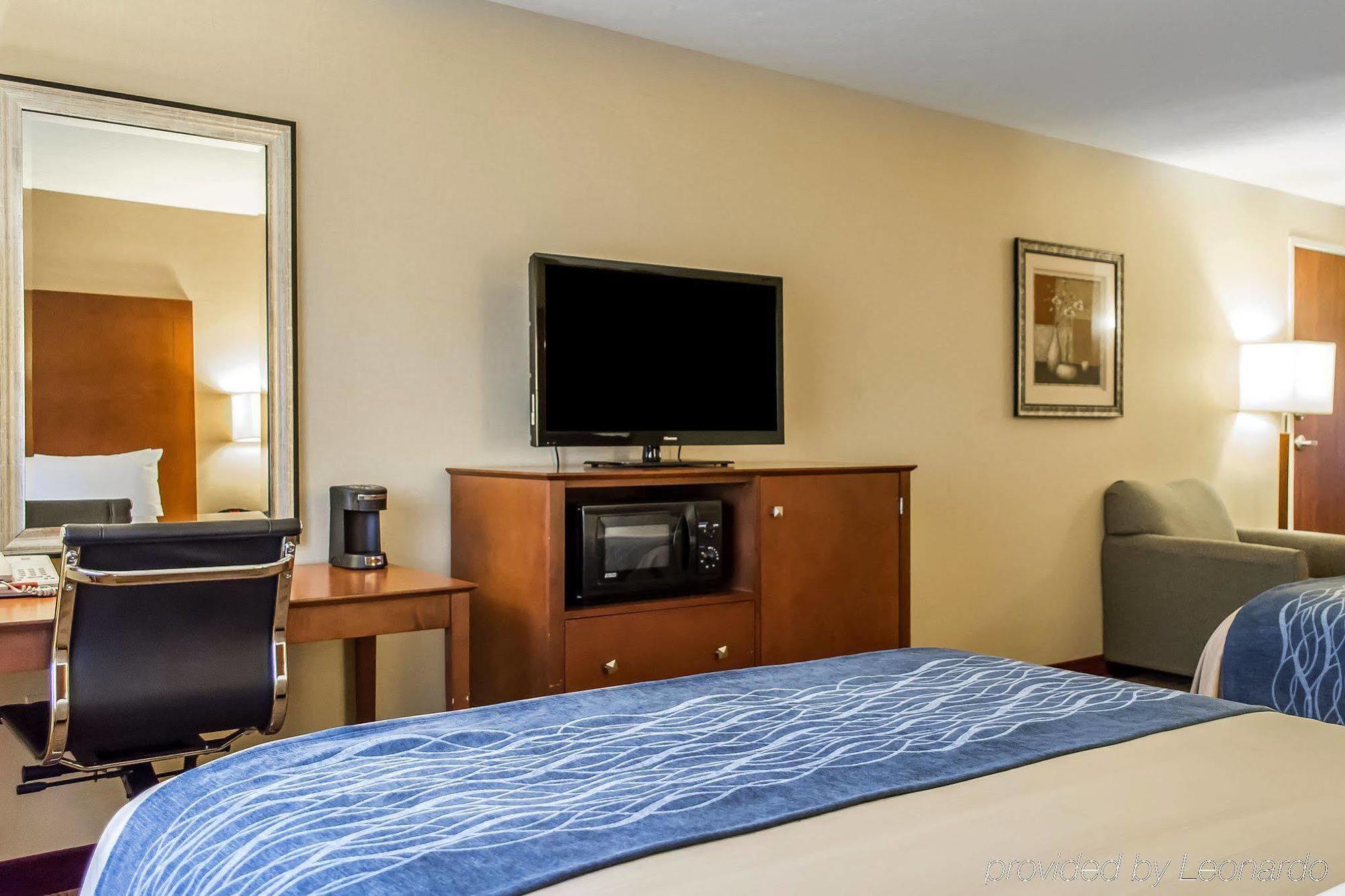 Comfort Inn & Suites Franklin East Exteriör bild